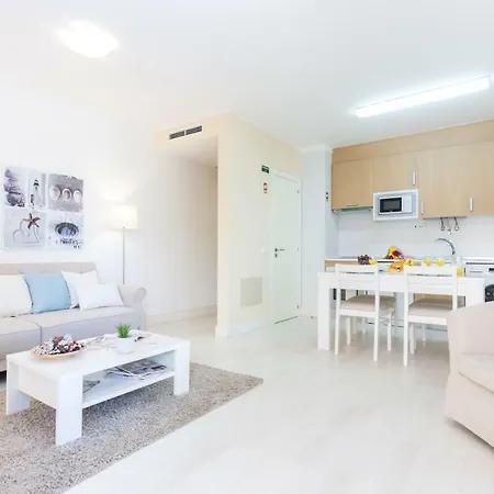 Litoral Mar Dream 17, Front, Free Wi-fi, Private Parking, Pool Apartman *