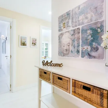 Litoral Mar Dream 17, Front, Free Wi-fi, Private Parking, Pool